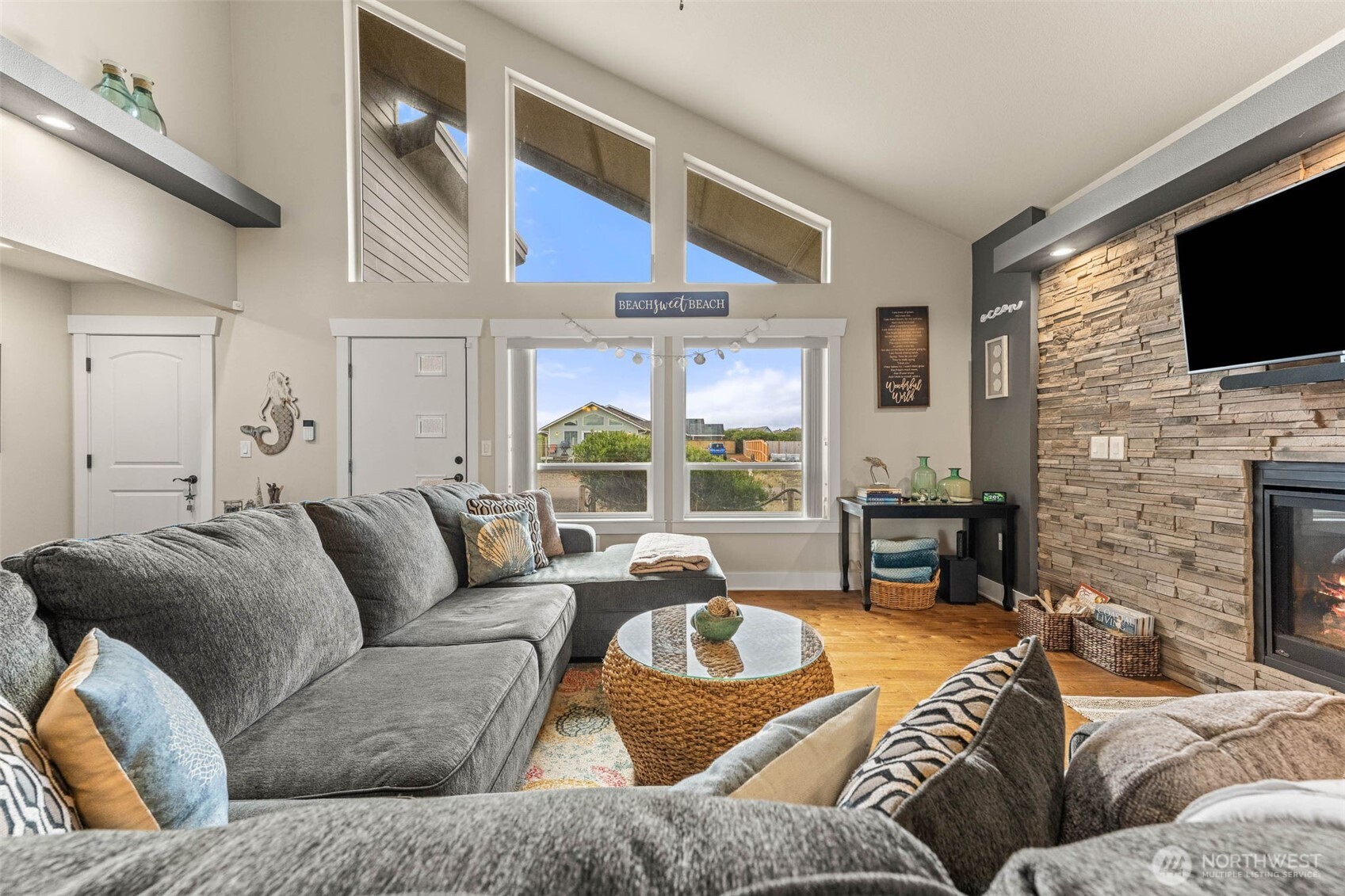 1256 Channel Avenue SW, Ocean Shores, WA 98569