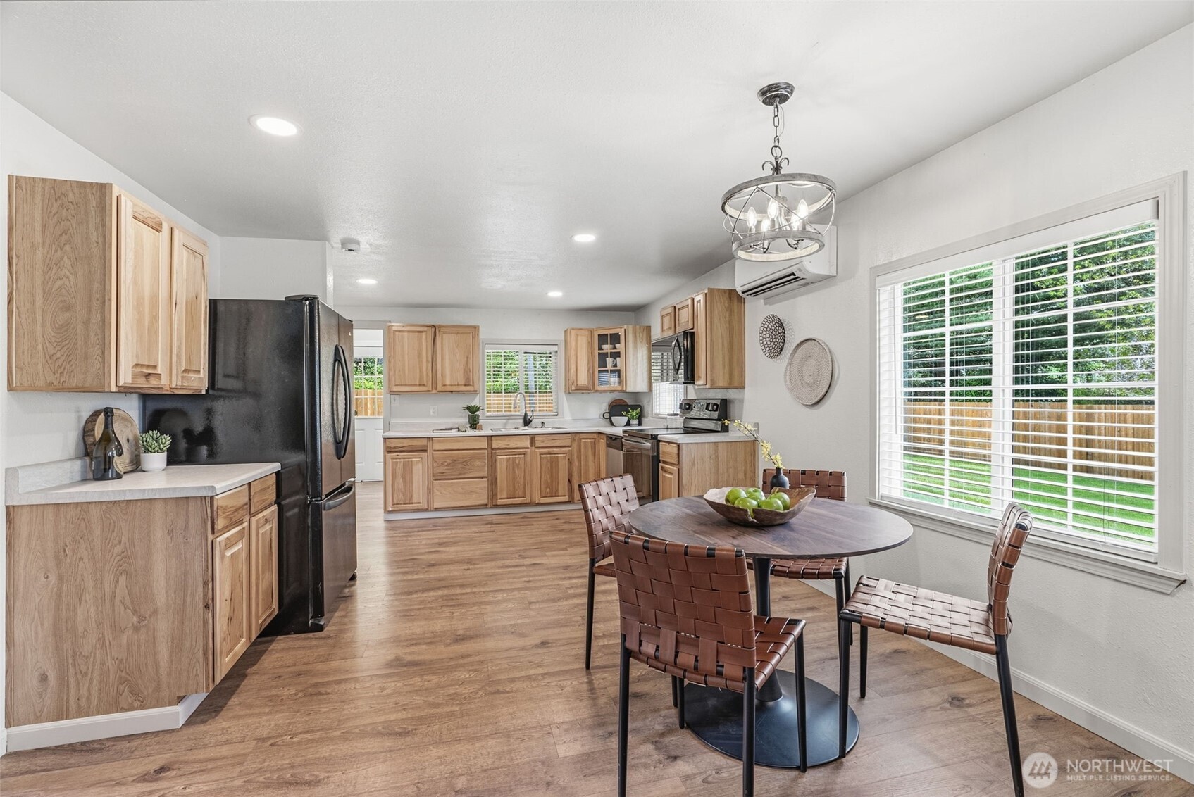 657 NW 10th Avenue , Camas, WA 98607