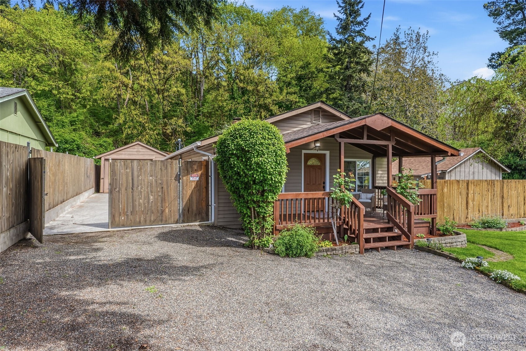 657 NW 10th Avenue , Camas, WA 98607