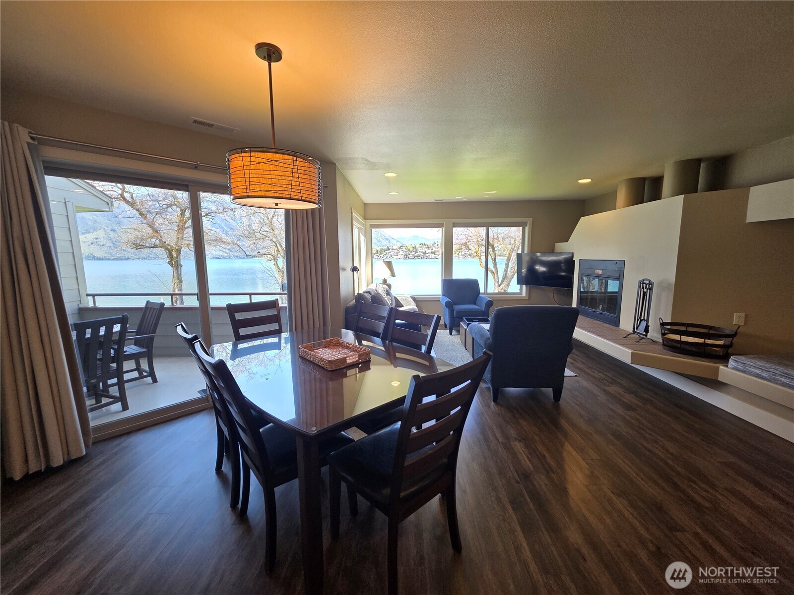 1 Beach 593-L , Manson, WA 98831