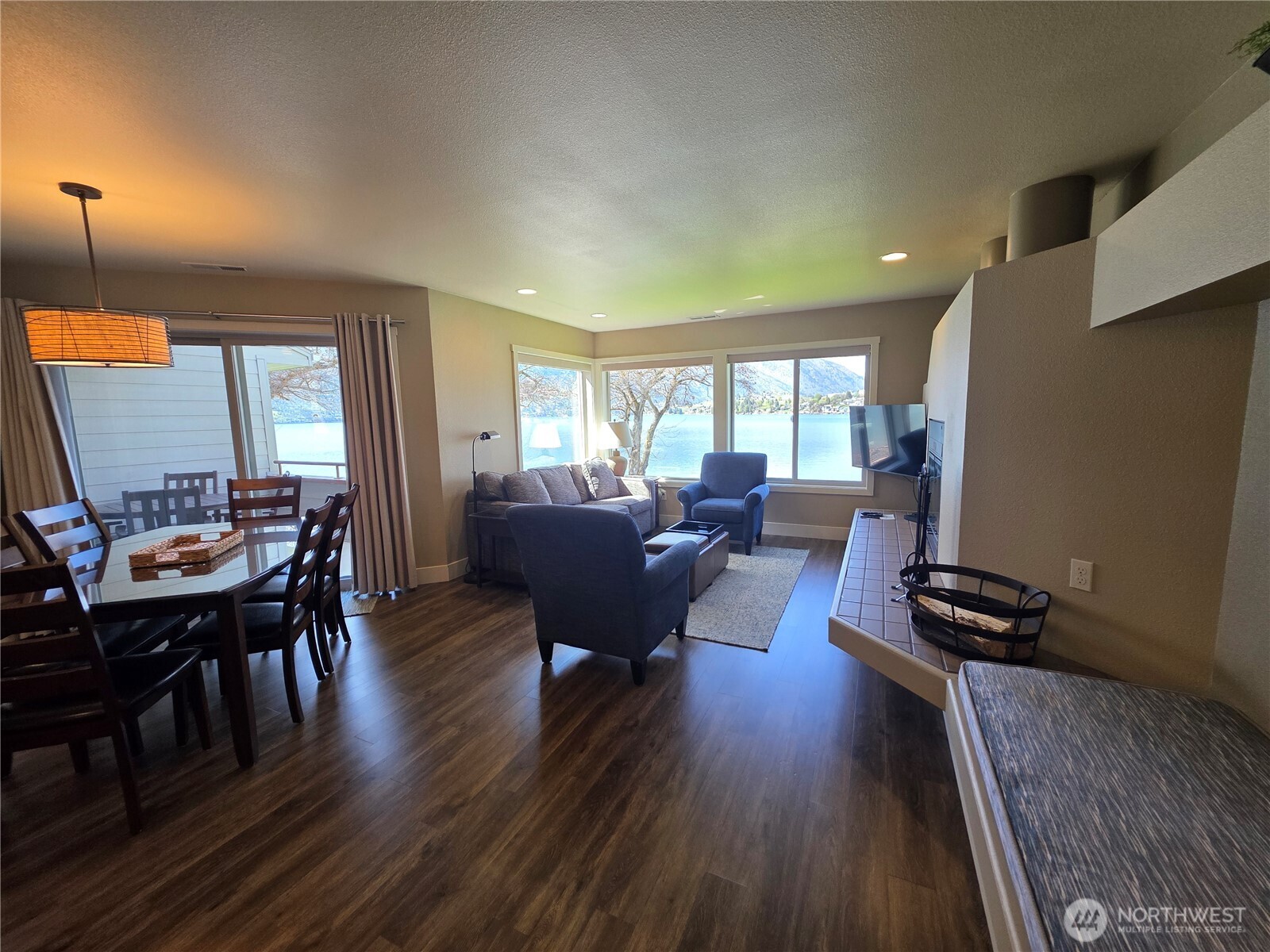 1 Beach 593-L , Manson, WA 98831