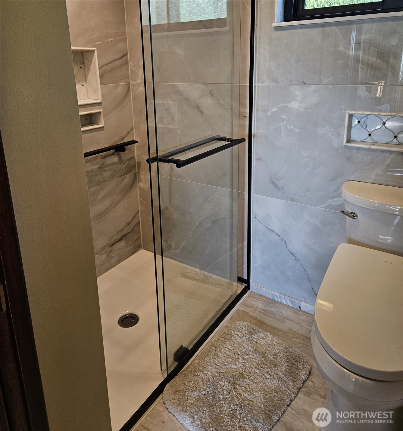 6504 113th Avenue NE, Kirkland, WA 98033