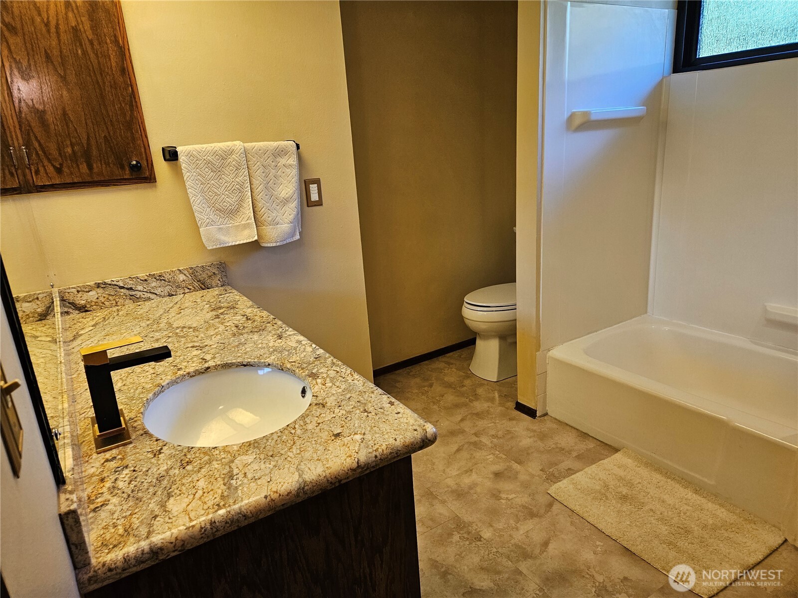 6504 113th Avenue NE, Kirkland, WA 98033