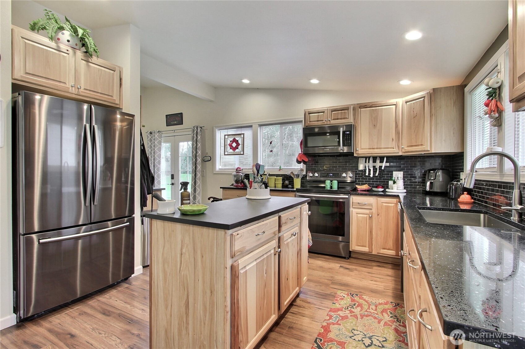 149 Barton Road , Rochester, WA 98579-8908