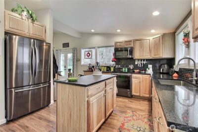 149 Barton Road , Rochester, WA 98579-8908 - Photo 7