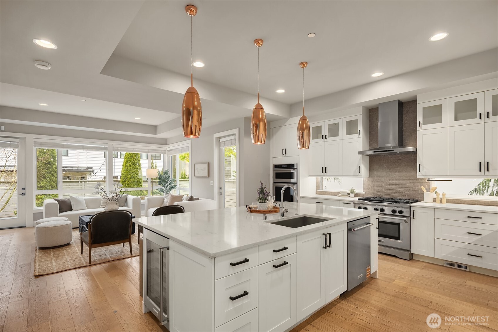 214 4th Court S #6, Kirkland, WA 98033