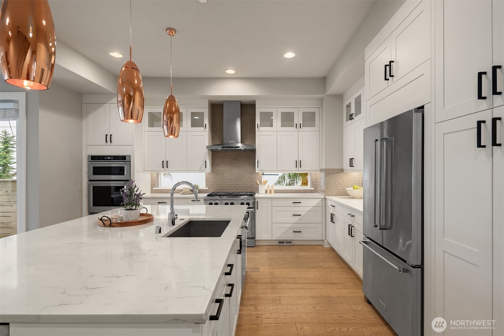 214 4th Court S #6, Kirkland, WA 98033