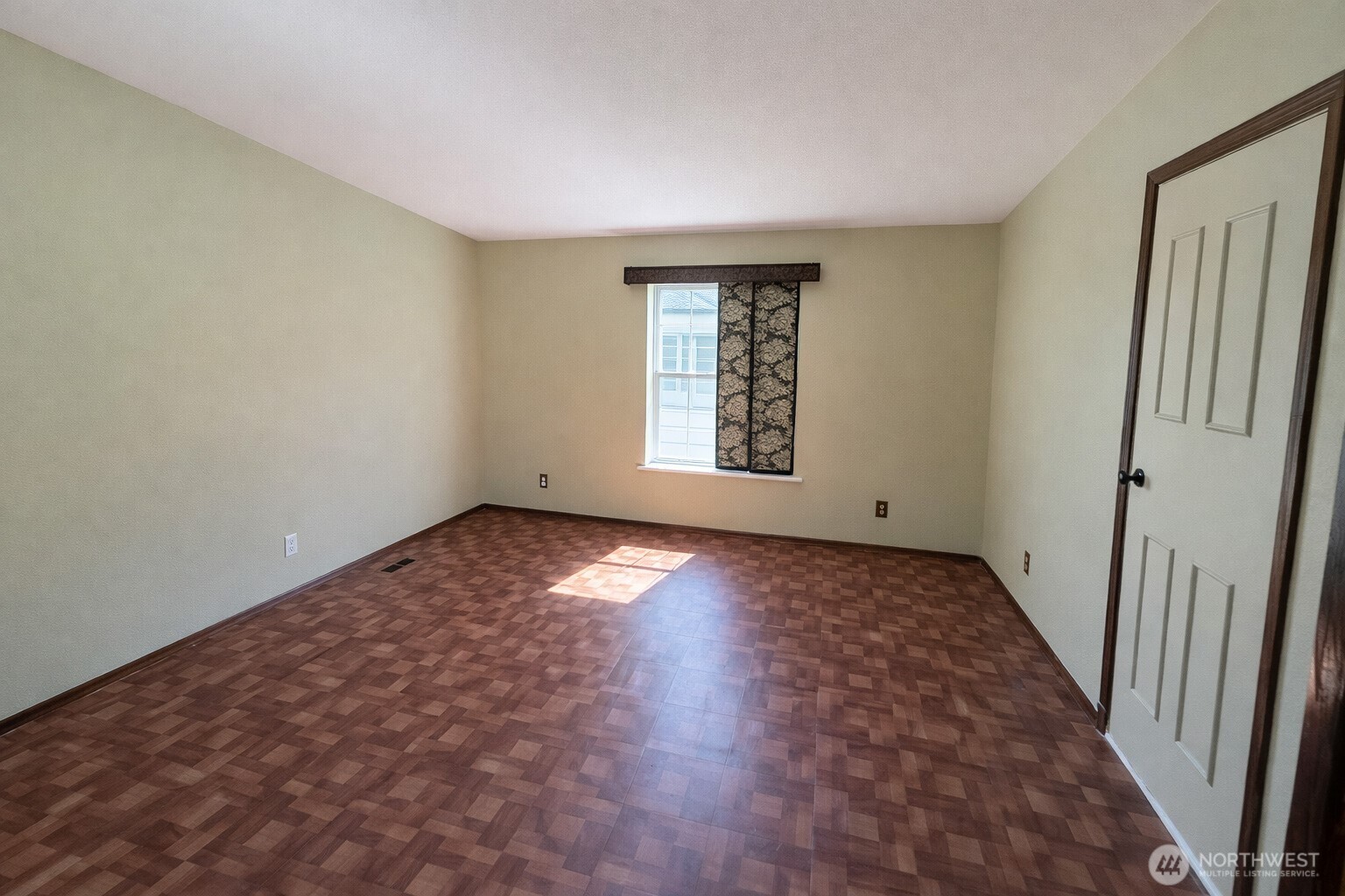 759 Park Avenue NE, Ocean Shores, WA 98569