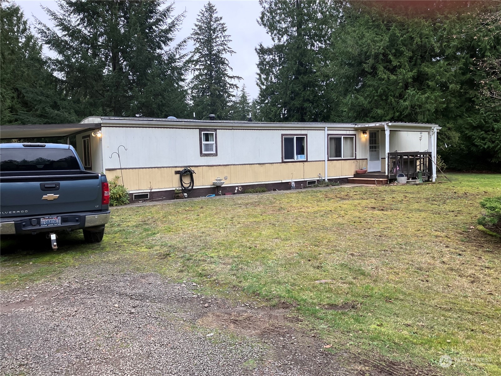 1566 SW Old Clifton Road , Port Orchard, WA 98367