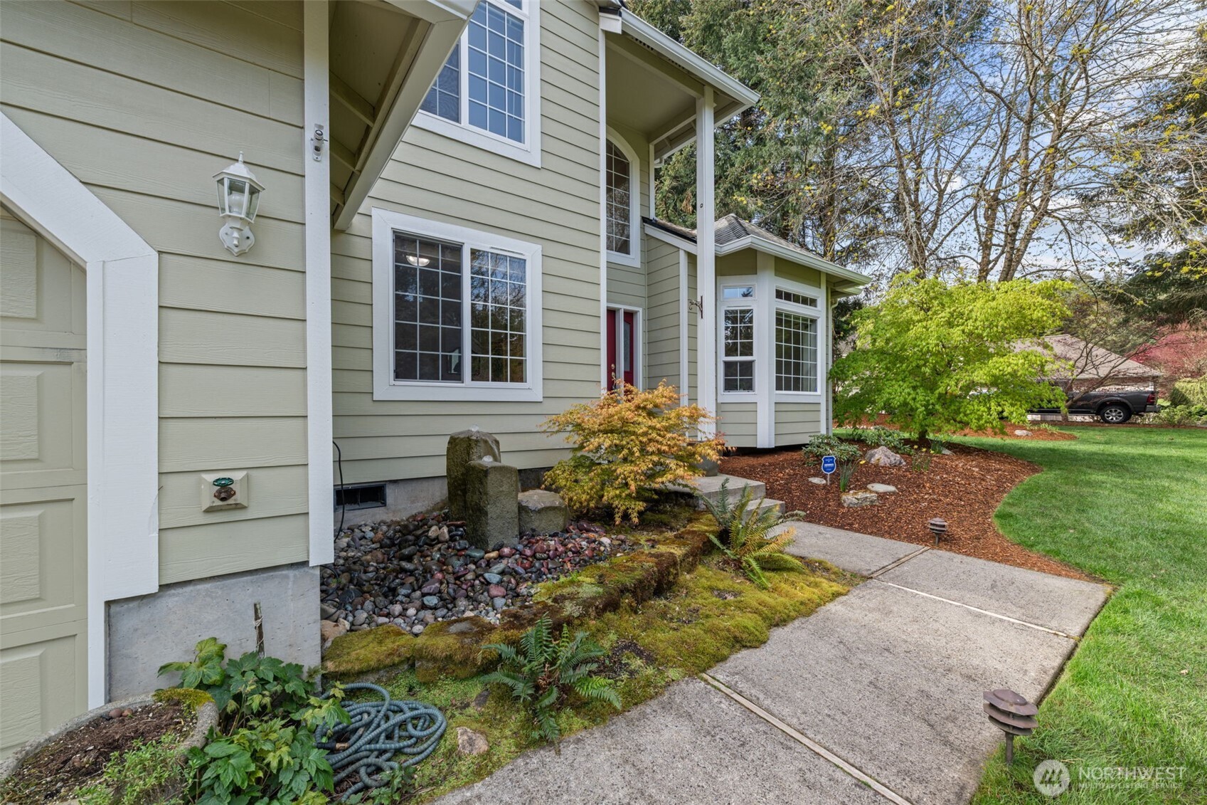 7137 Highlands Drive NE, Olympia, WA 98516