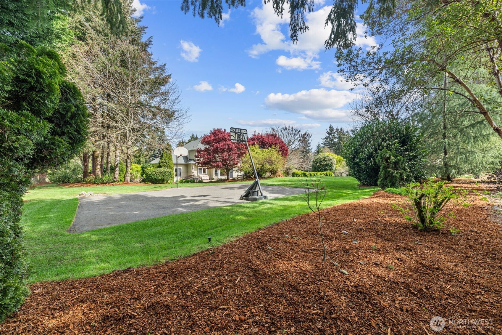 7137 Highlands Drive NE, Olympia, WA 98516
