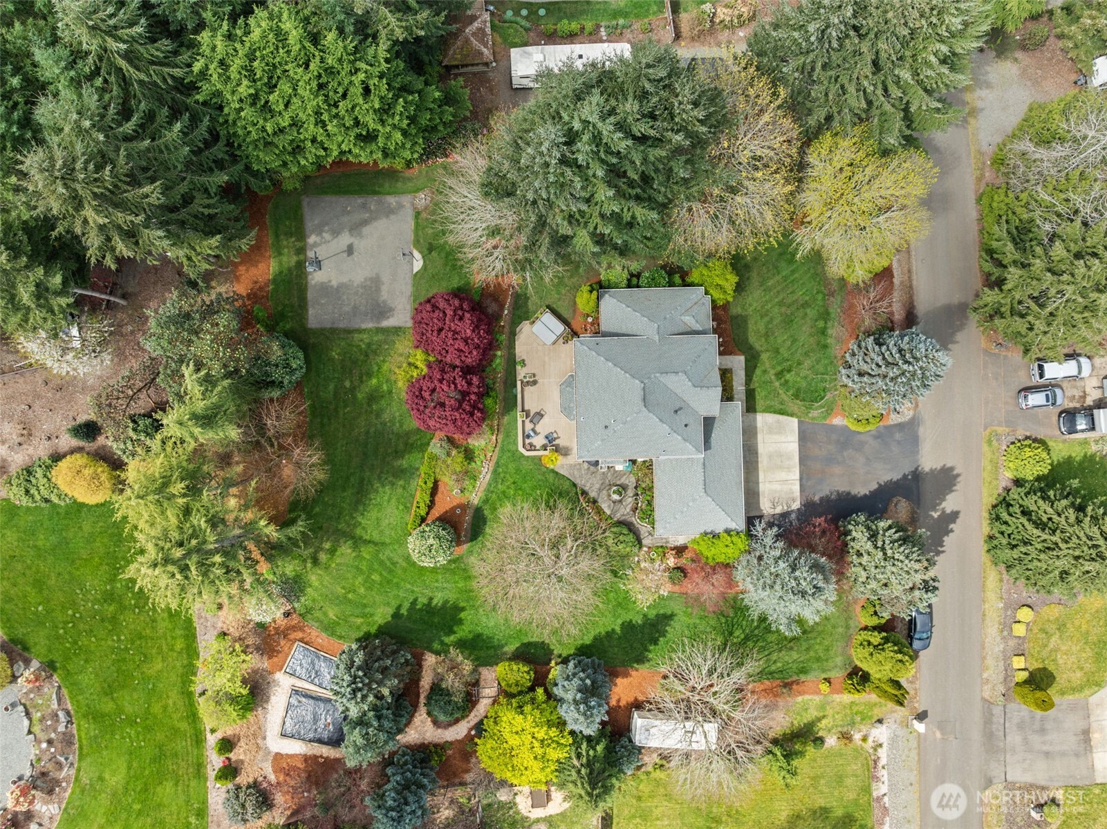 7137 Highlands Drive NE, Olympia, WA 98516