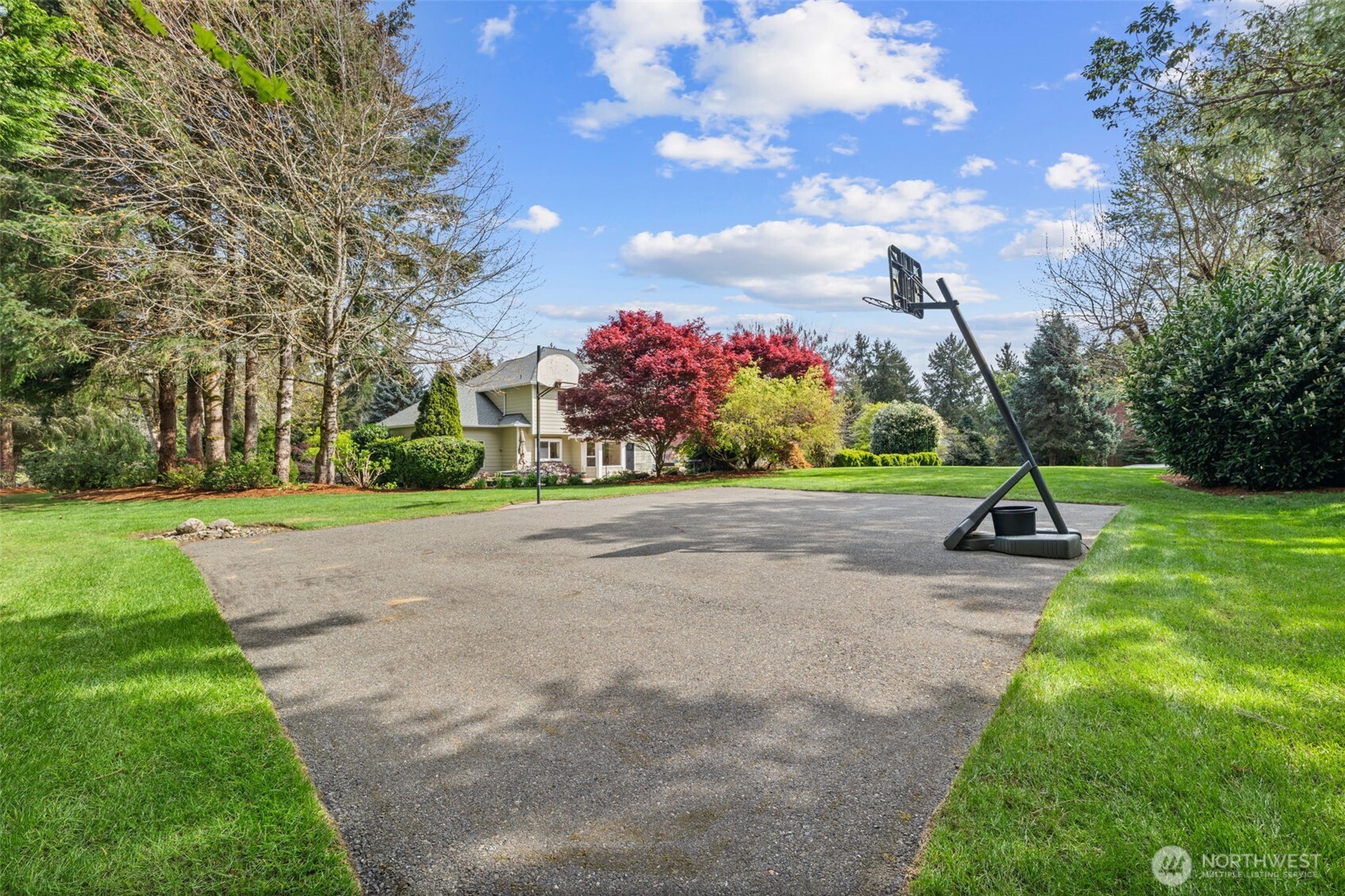 7137 Highlands Drive NE, Olympia, WA 98516