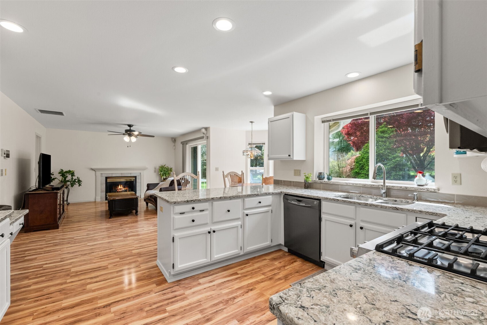 7137 Highlands Drive NE, Olympia, WA 98516