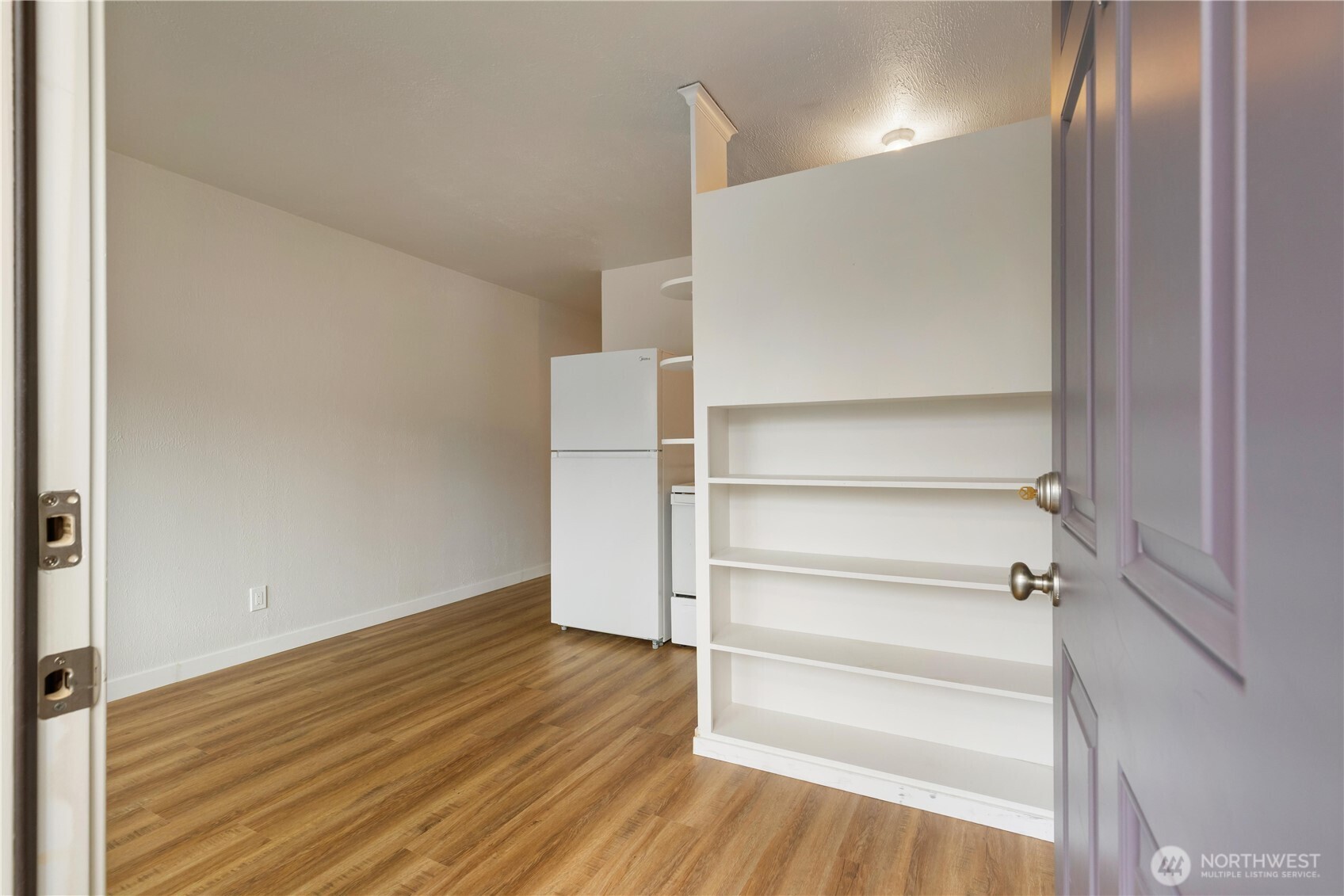 7618 Greenwood Avenue N, Seattle, WA 98103
