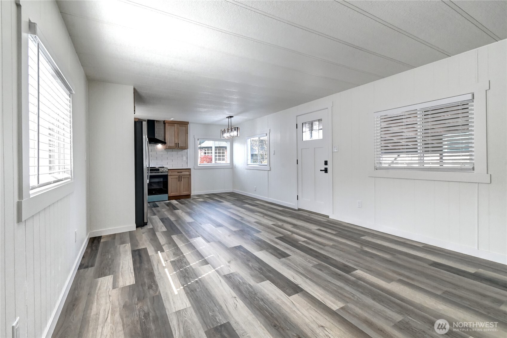 18501 52nd Ave #49, Lynnwood, WA 98037