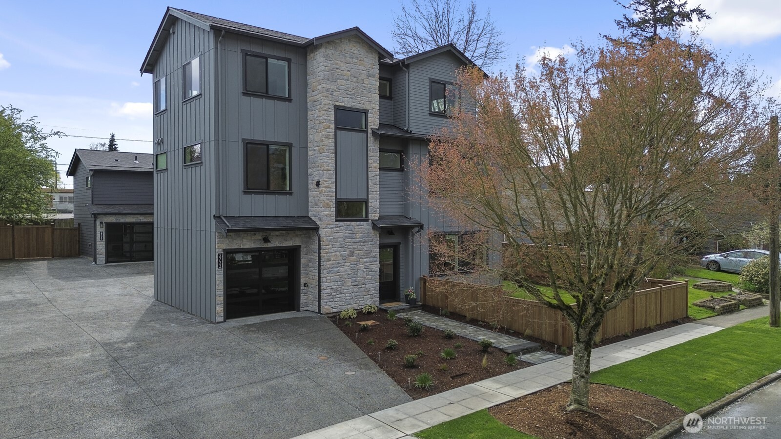 2723 NE 87th Street , Seattle, WA 98115