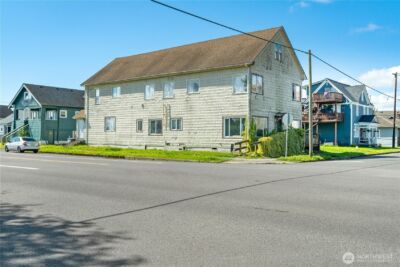 906 W Market Street , Aberdeen, WA 98520