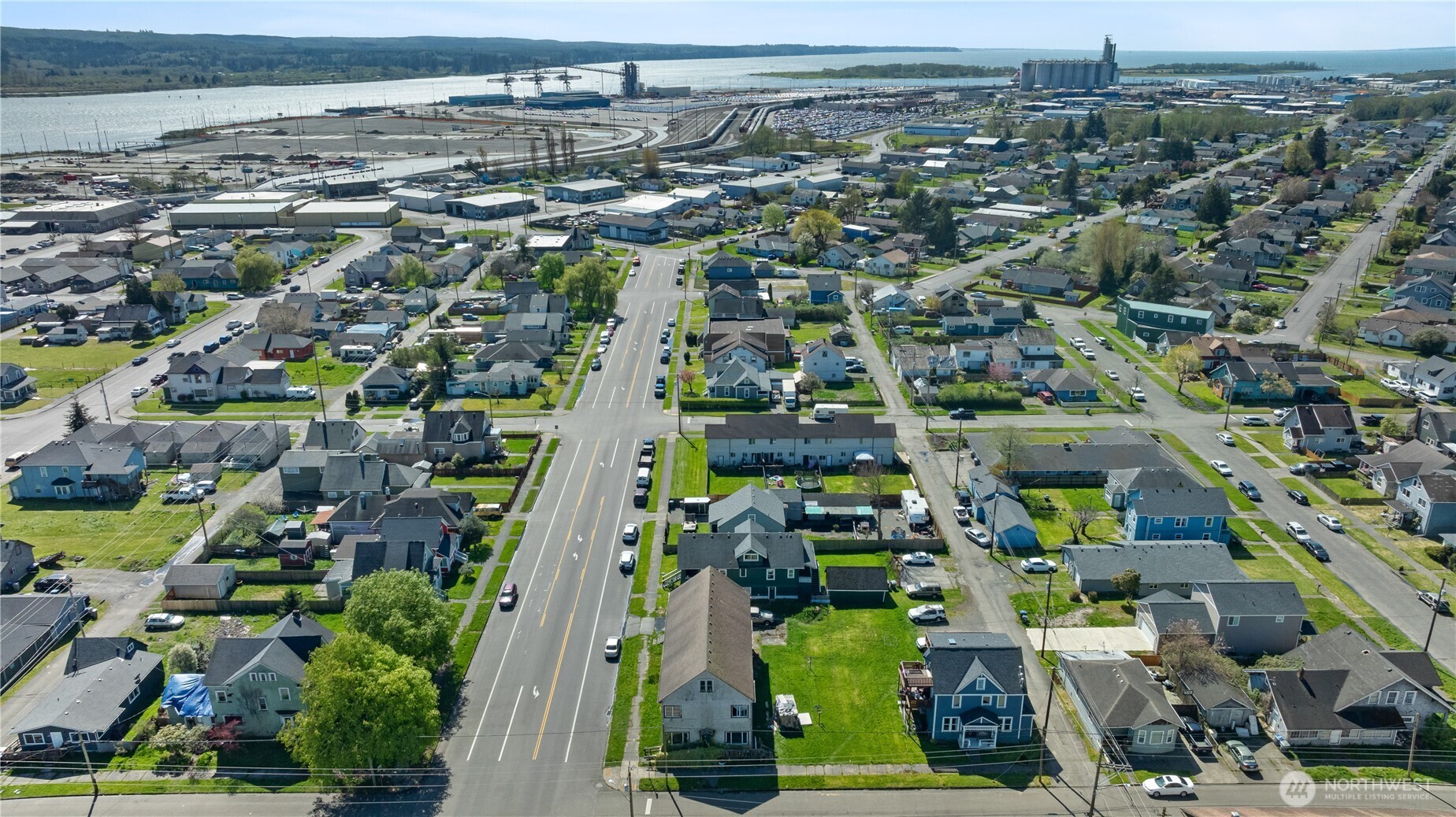 906 W Market Street , Aberdeen, WA 98520