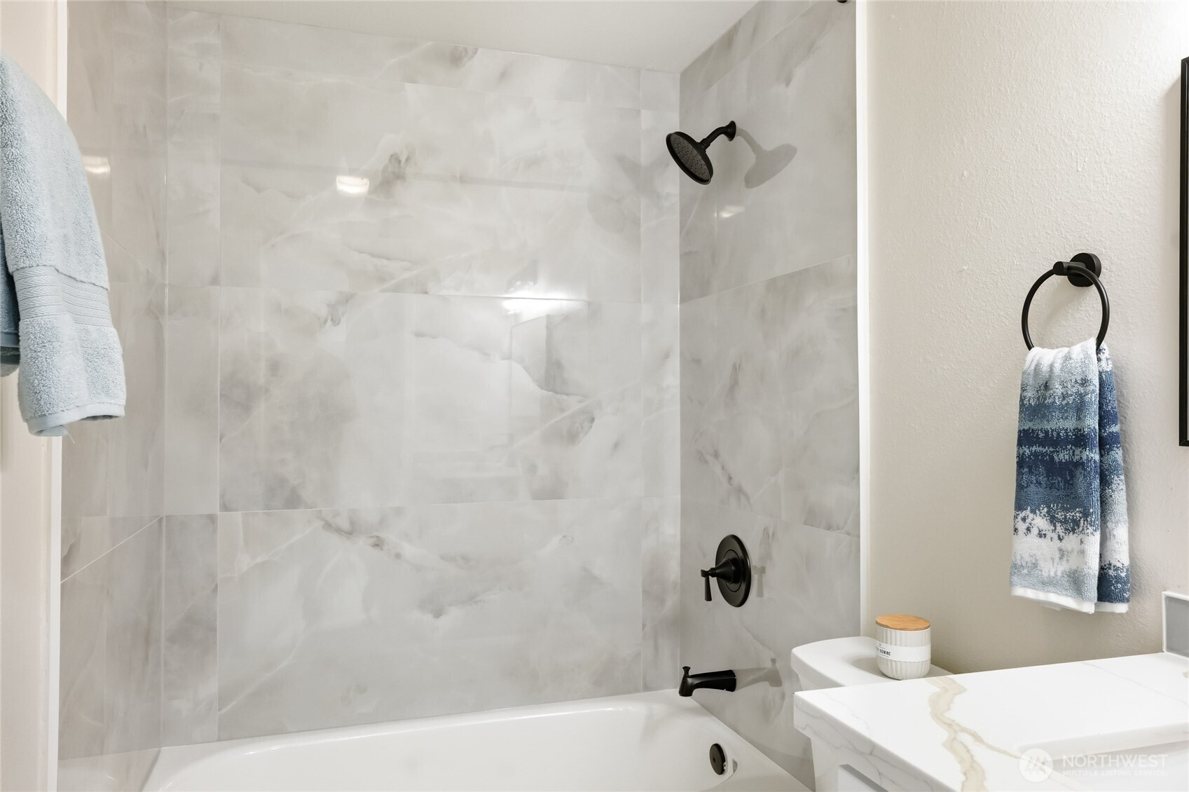 1220 N 137th Street #Unit 5, Seattle, WA 98133