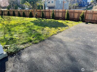 5525 Glenwood Avenue , Everett, WA 98203 - Photo 8