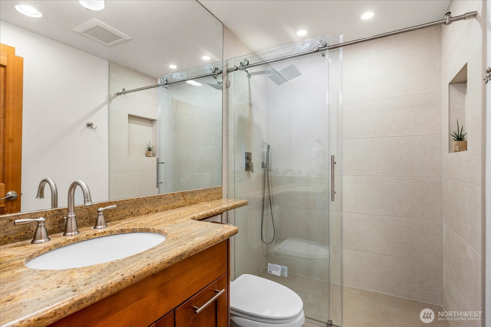 8526 E Mercer Way , Mercer Island, WA 98040