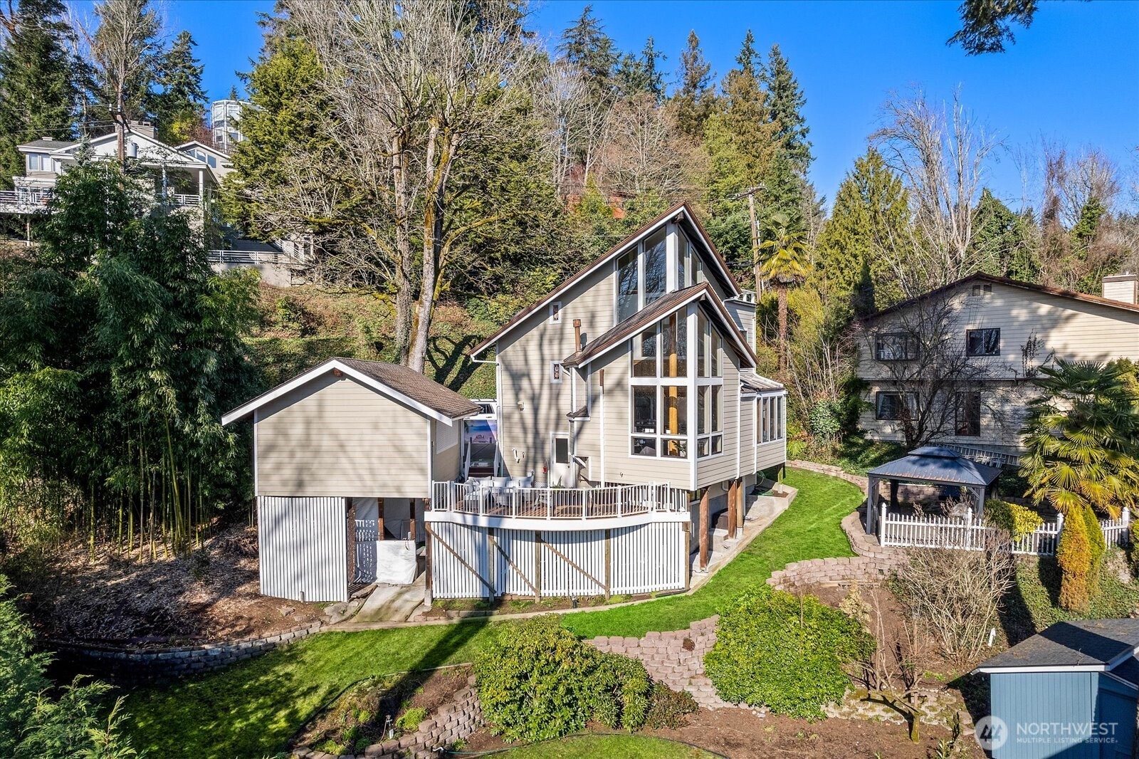 8526 E Mercer Way , Mercer Island, WA 98040
