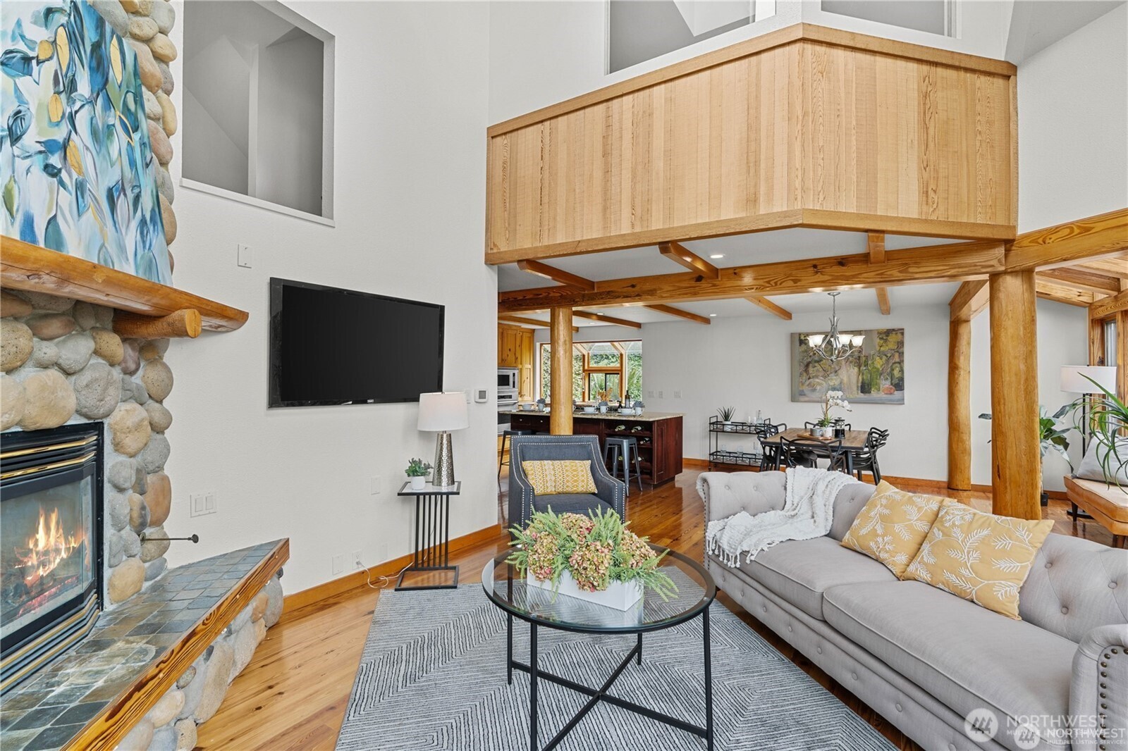 8526 E Mercer Way , Mercer Island, WA 98040