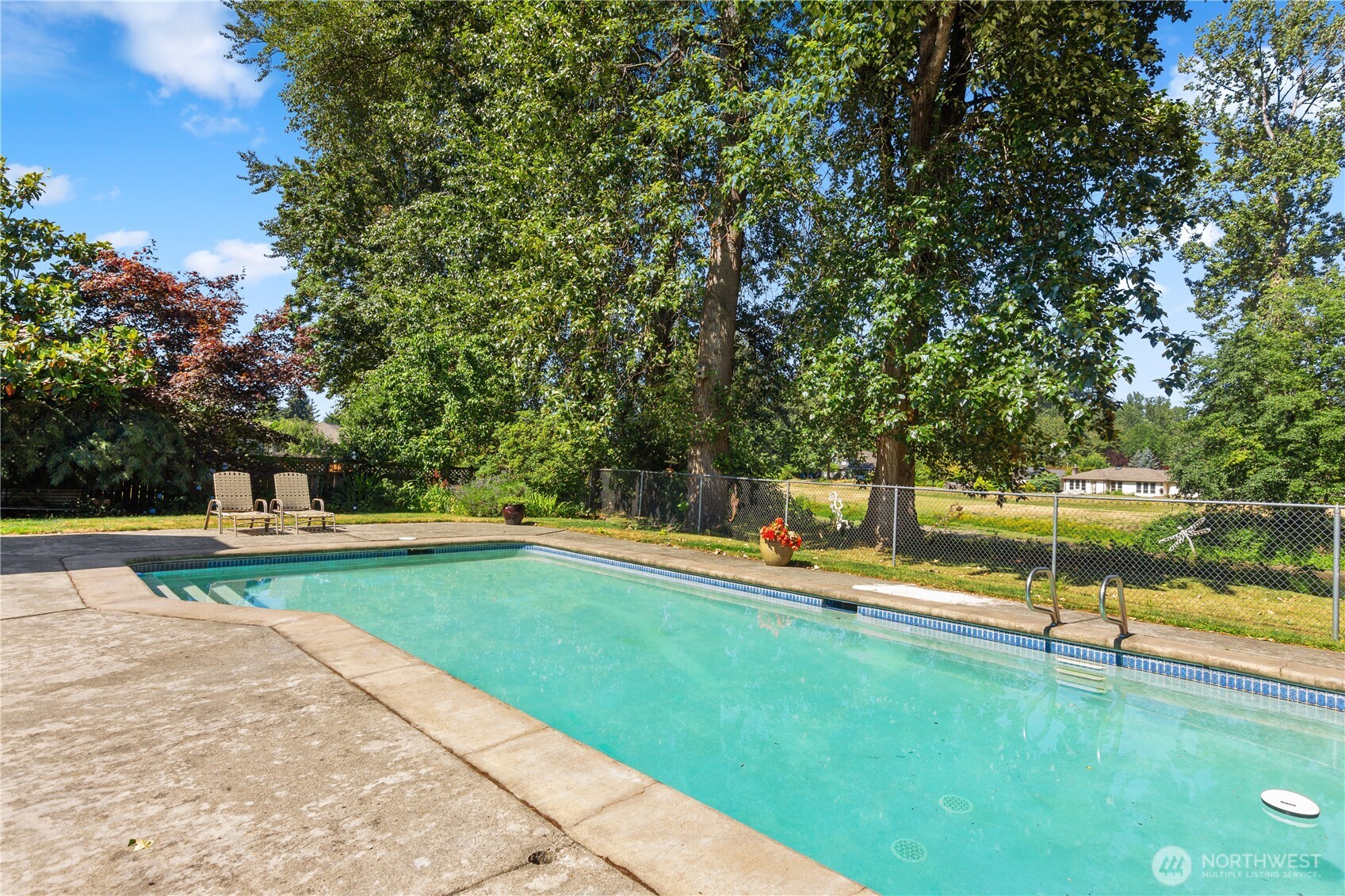932 Pike Place NE, Auburn, WA 98002