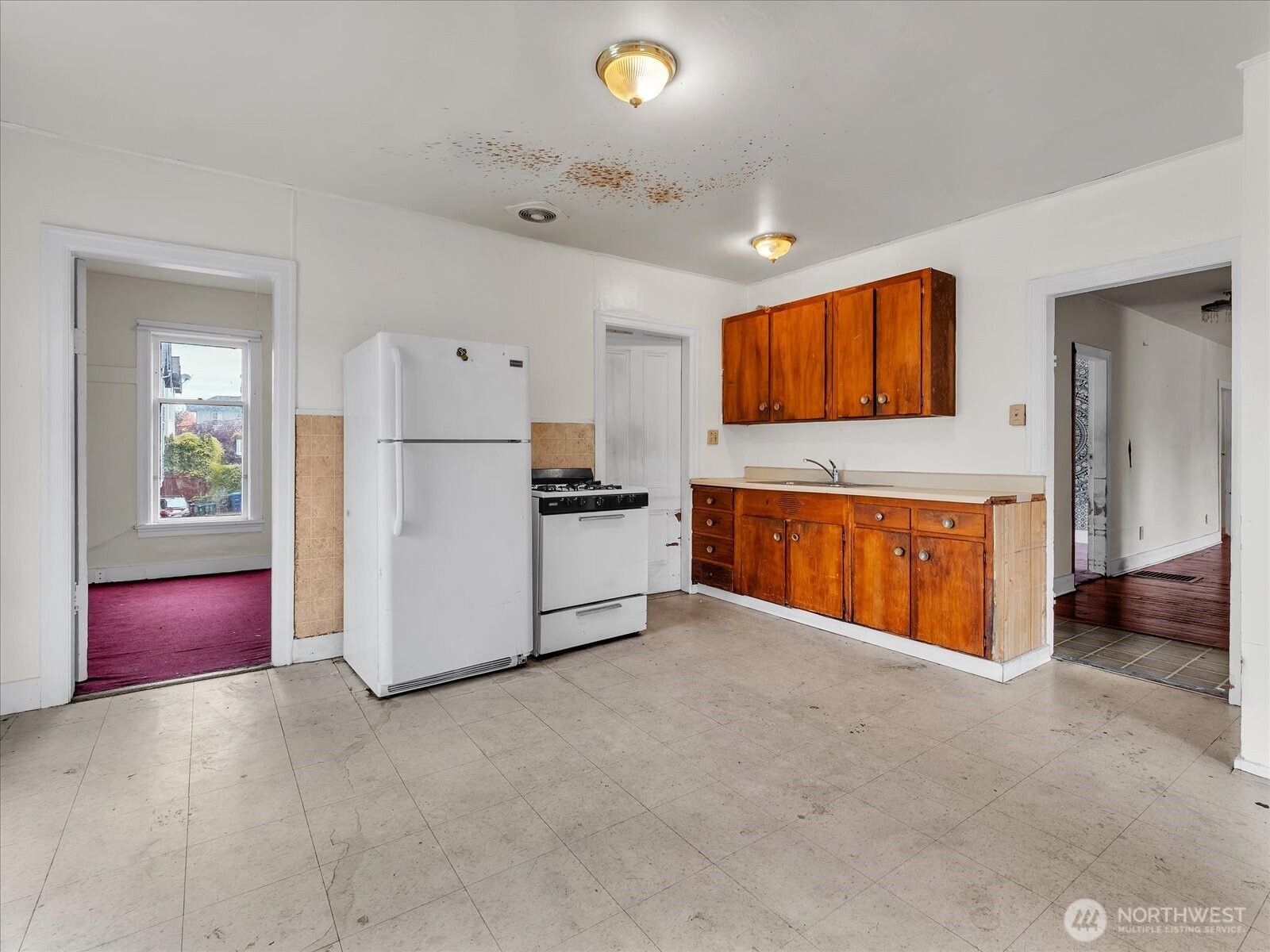 203 23rd Avenue , Seattle, WA 98122