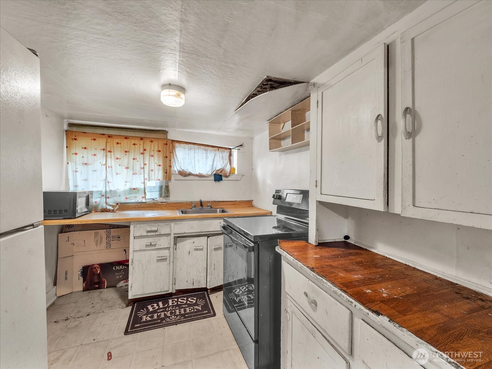 203 23rd Avenue , Seattle, WA 98122