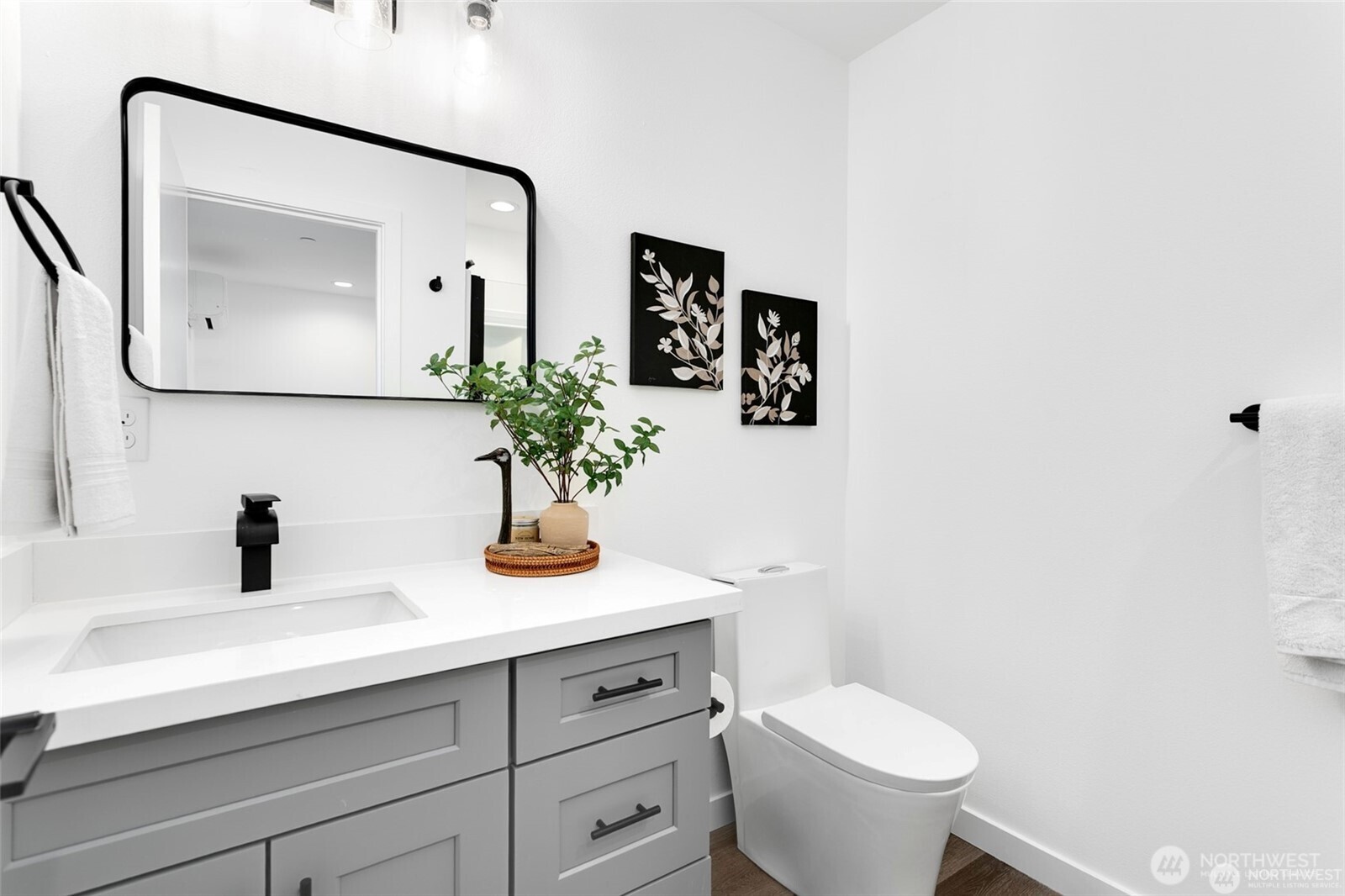 12103 E Gibson Road , Everett, WA 98204