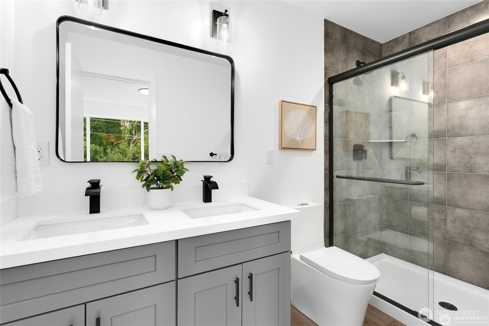 12103 E Gibson Road , Everett, WA 98204