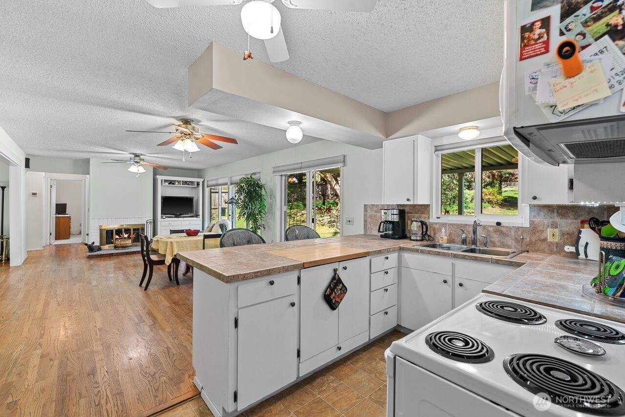 1401 N Devon Avenue , East Wenatchee, WA 98802