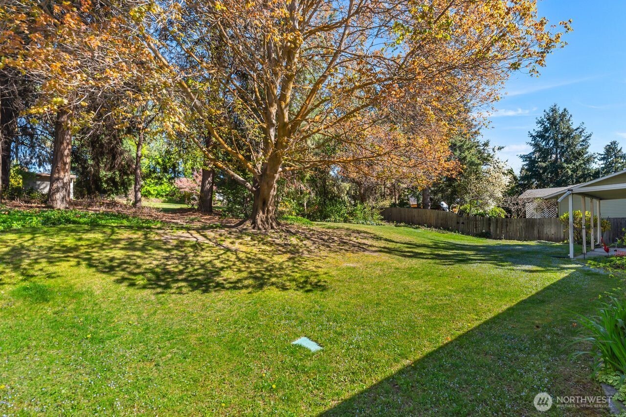 1401 N Devon Avenue , East Wenatchee, WA 98802