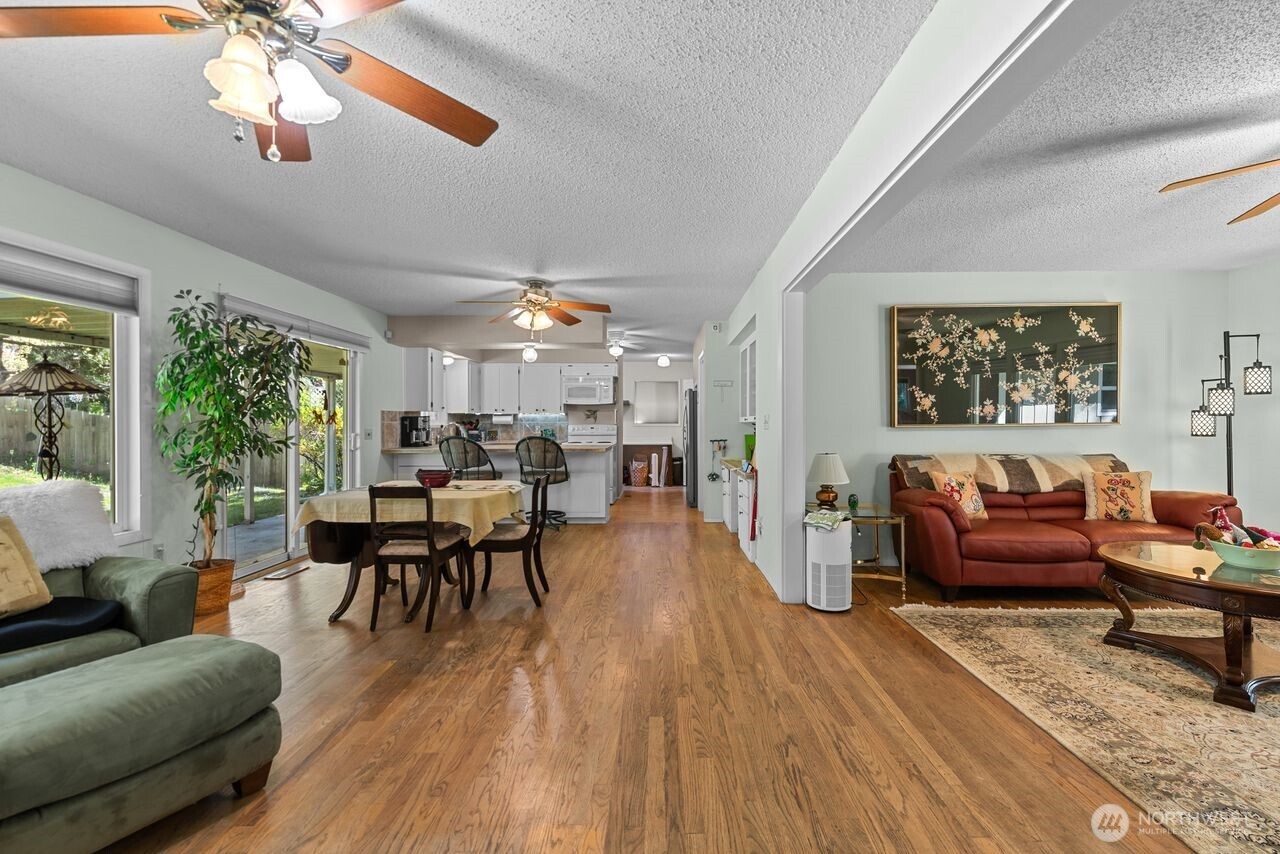 1401 N Devon Avenue , East Wenatchee, WA 98802