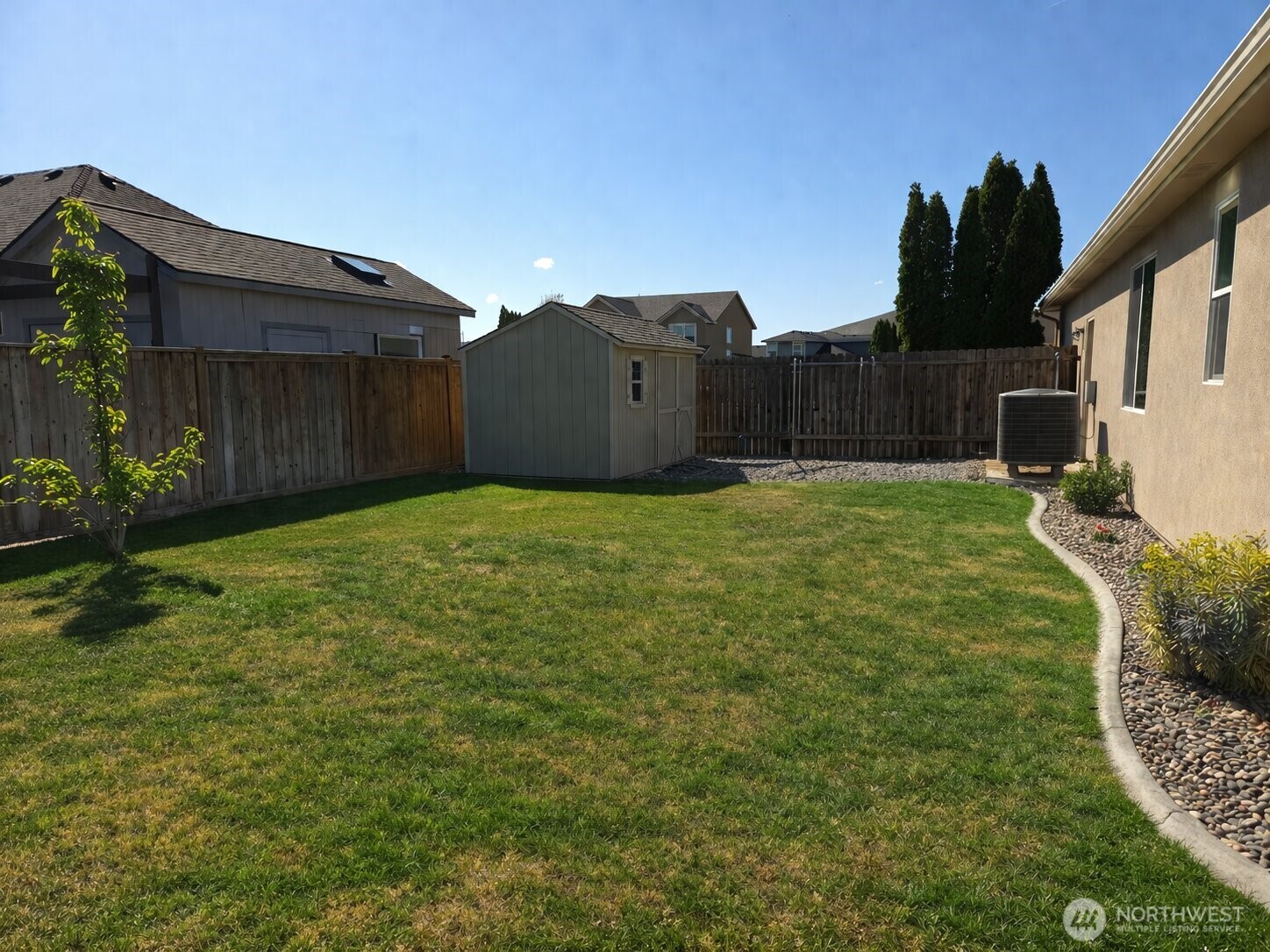 1747 Sunshine Ave , West Richland, WA 99353