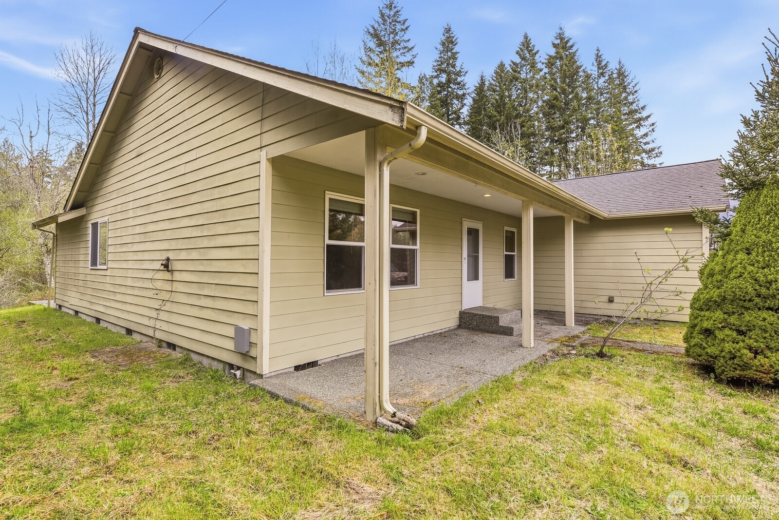 1300 Cascade Street , Darrington, WA 98241