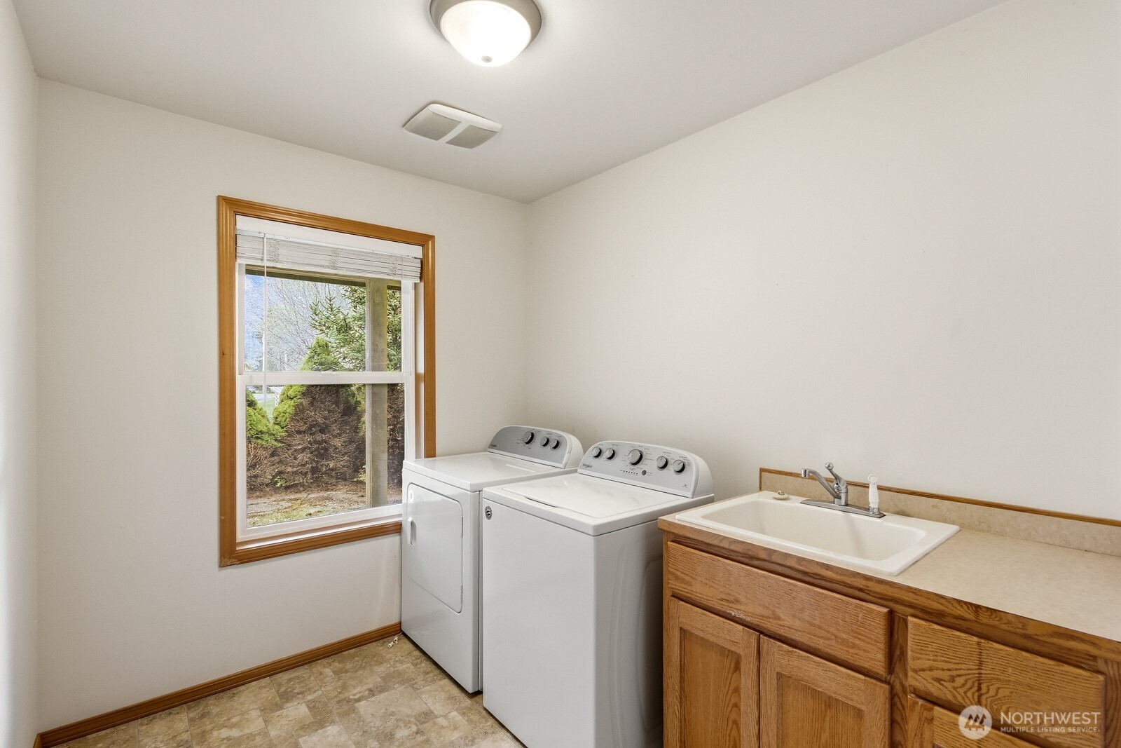 1300 Cascade Street , Darrington, WA 98241