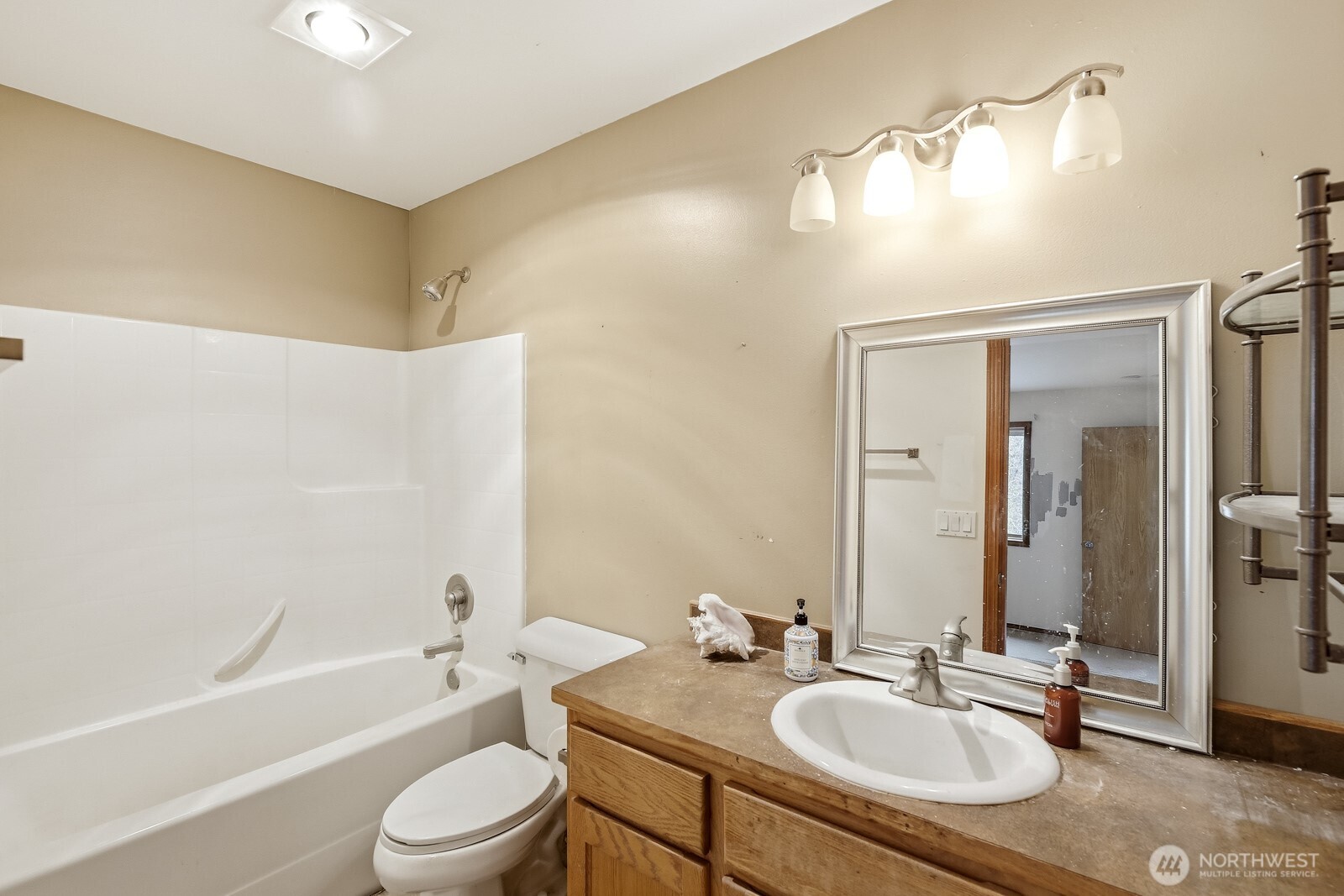1300 Cascade Street , Darrington, WA 98241