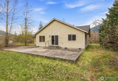 1300 Cascade Street , Darrington, WA 98241 - Photo 5