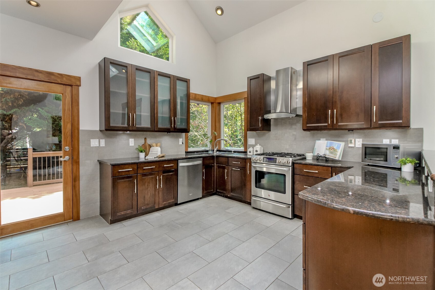 1618 Pear Street NE, Olympia, WA 98506