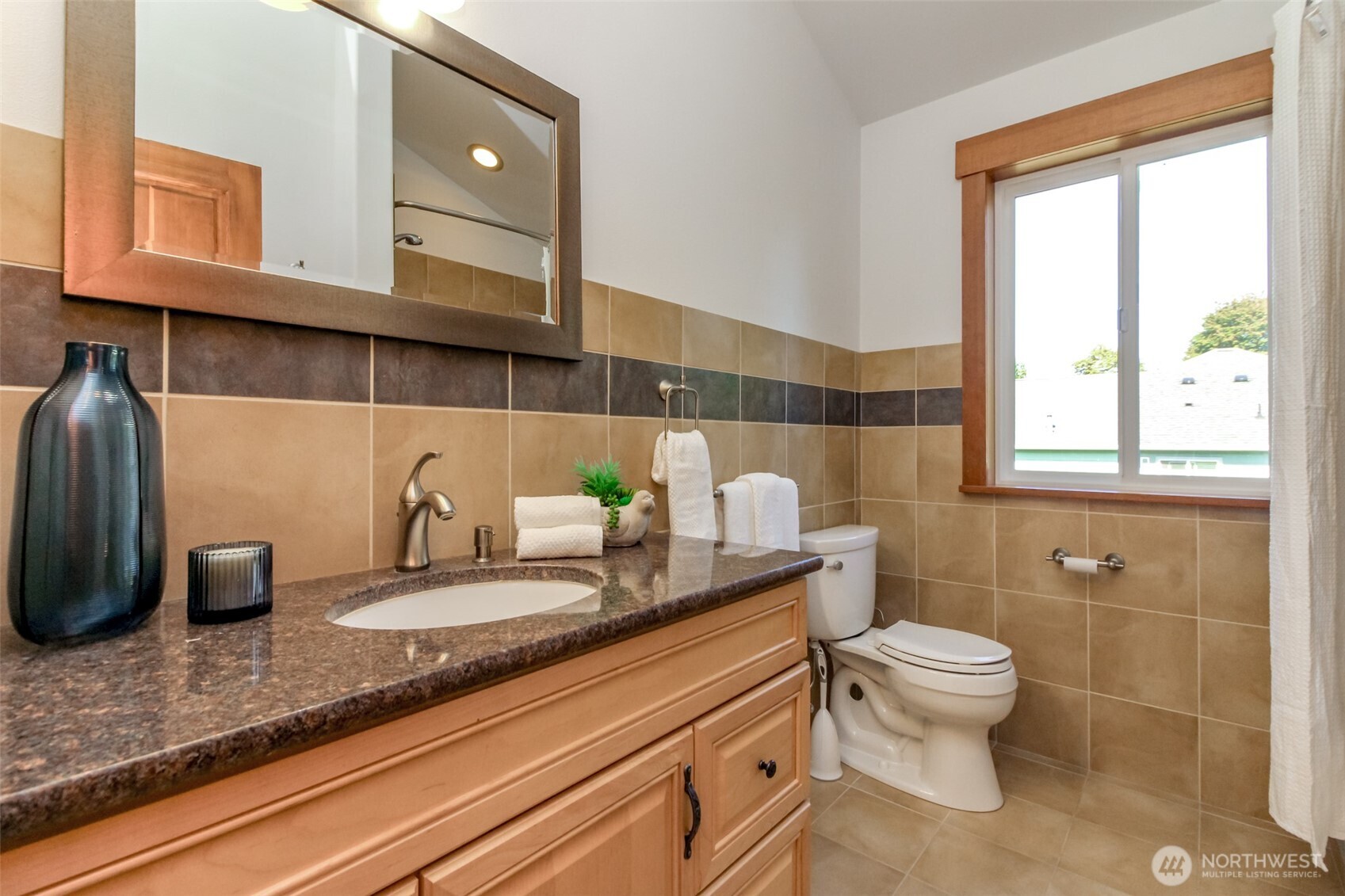 1618 Pear Street NE, Olympia, WA 98506