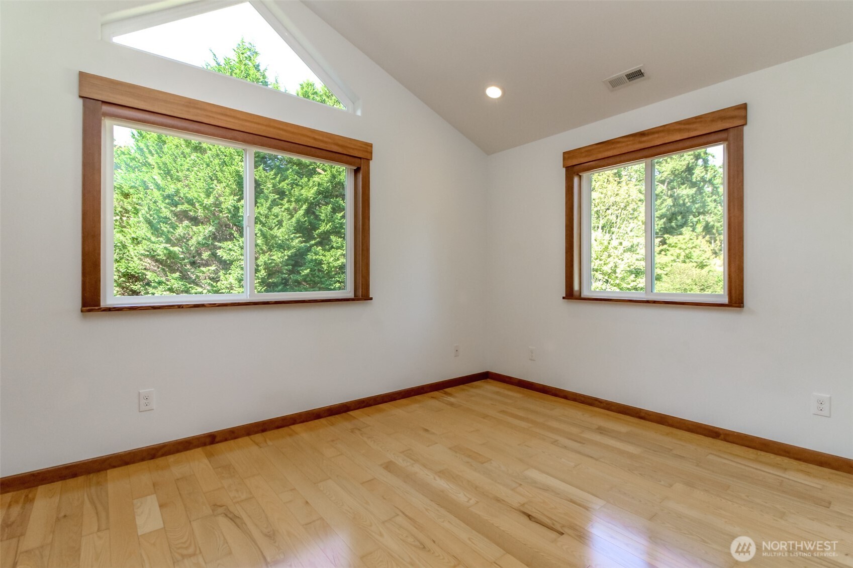 1618 Pear Street NE, Olympia, WA 98506