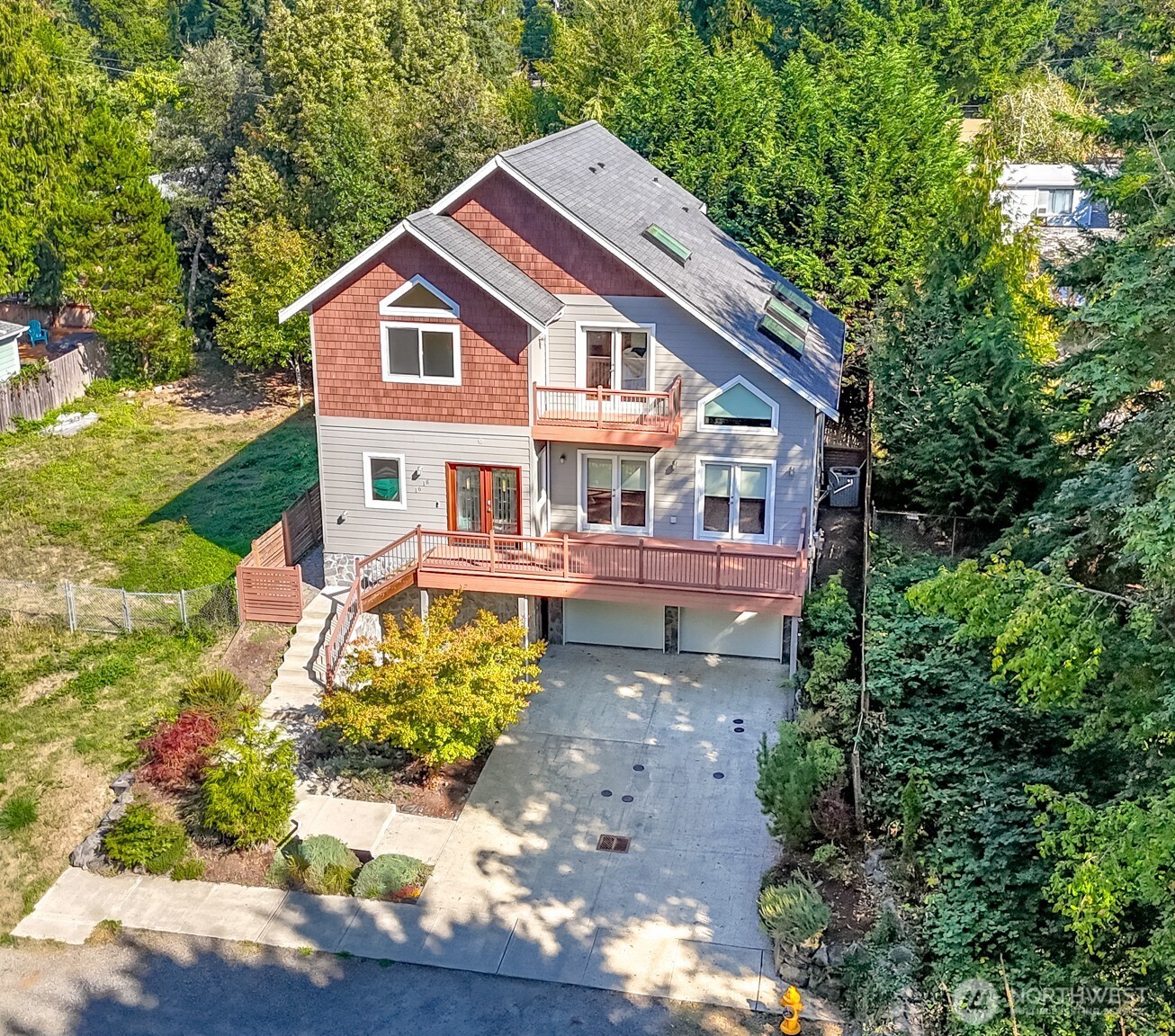 1618 Pear Street NE, Olympia, WA 98506