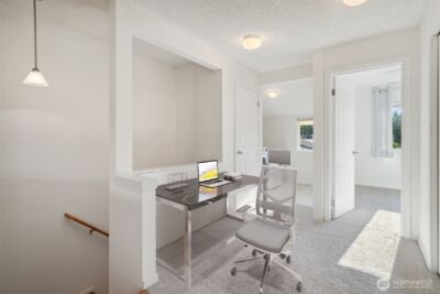 10030 NE 120th Street #J2, Kirkland, WA 98034 - Photo 11