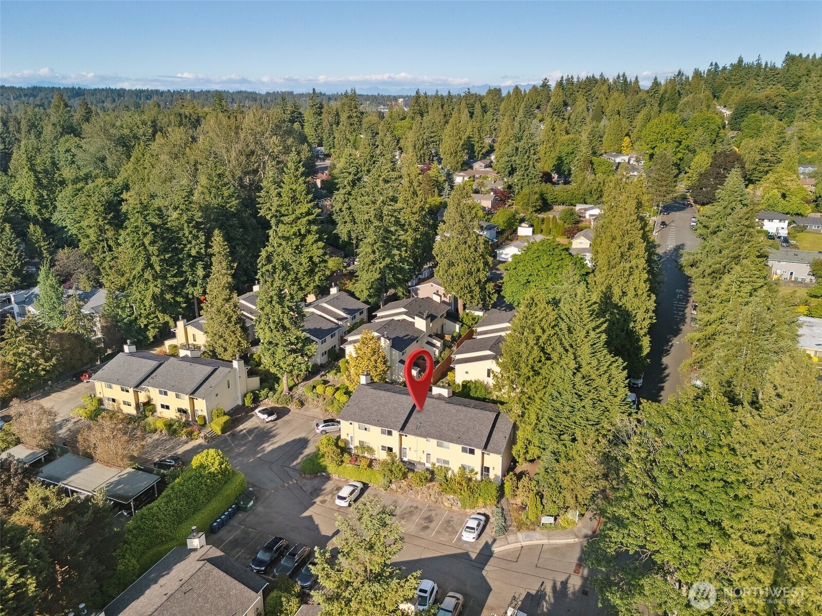 10030 NE 120th Street #J2, Kirkland, WA 98034