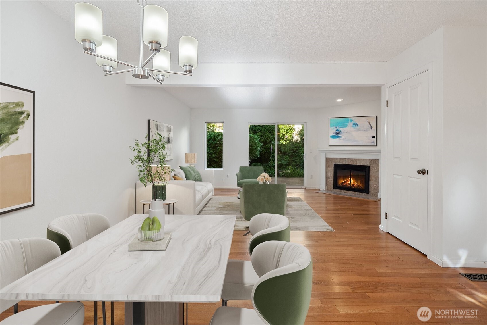10030 NE 120th Street #J2, Kirkland, WA 98034