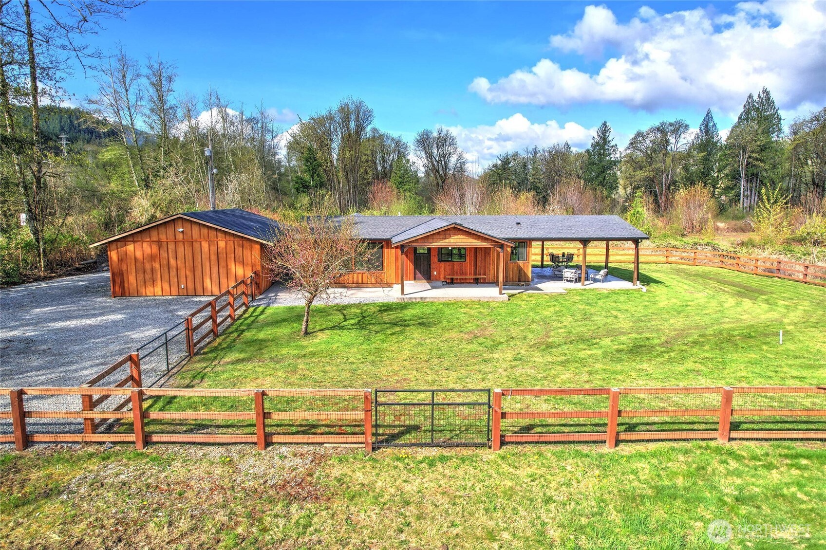 30313 State Route 530 NE, Arlington, WA 98223