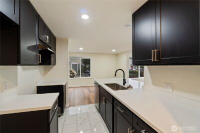 2902 13th Street #3B, Everett, WA 98201-1883 - Photo 10